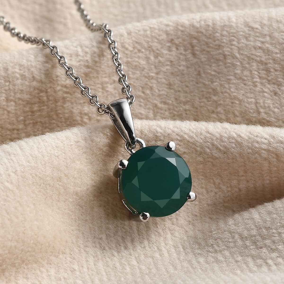 Green Onyx Solitaire Pendant Necklace 20 Inches in Stainless Steel 3.20 ctw image number 1