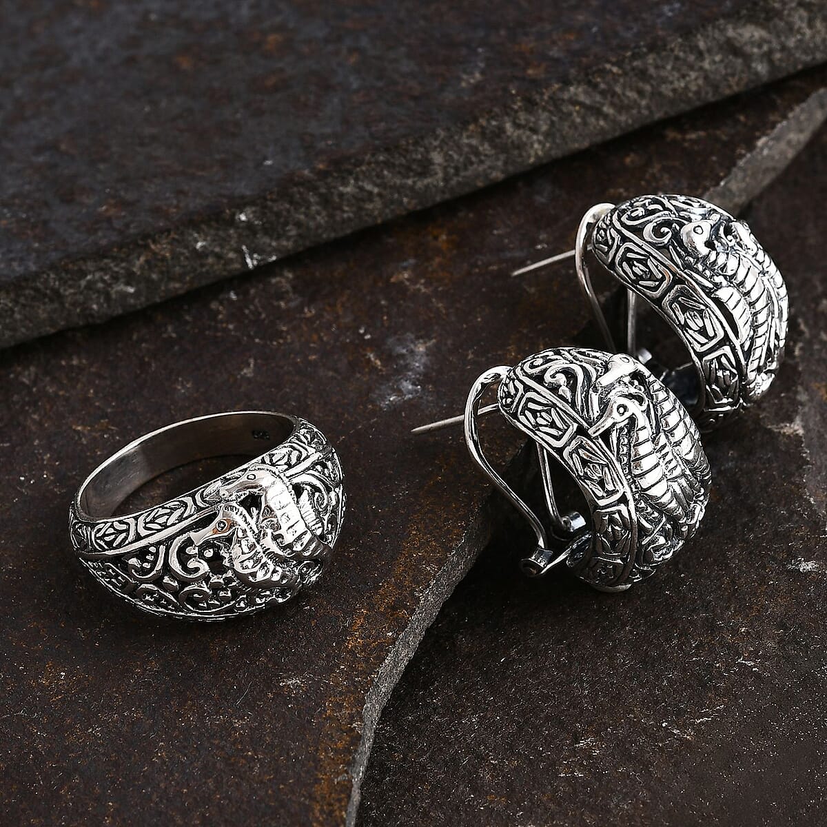 Bali Legacy Sterling Silver Seahorse Ring (Size 10.0) and Earrings 16.75 Grams image number 1