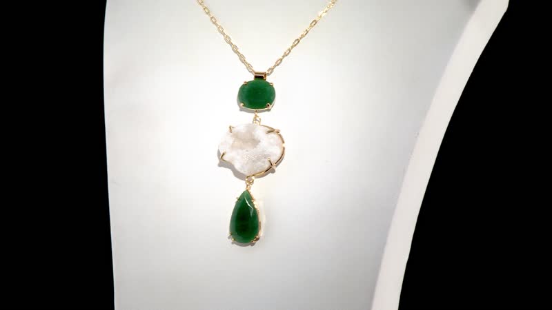 White Quartz, Green Onyx Pendant Necklace (16-20 Inches) in Goldtone 78.00 ctw