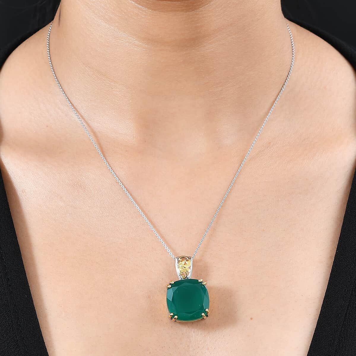 Verde Onyx Solitaire Pendant Necklace 20 Inches in Vermeil YG and Platinum Over Sterling Silver  20.10 ctw image number 2