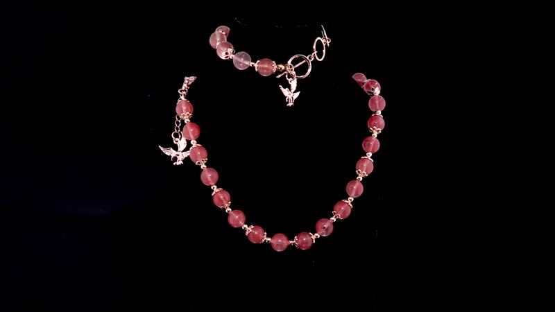 Cherry Quartz 320.00 ctw Beaded Bracelet (6.50-8.00In) and Necklace 18-20 Inches with Eagle Charm in Rosetone