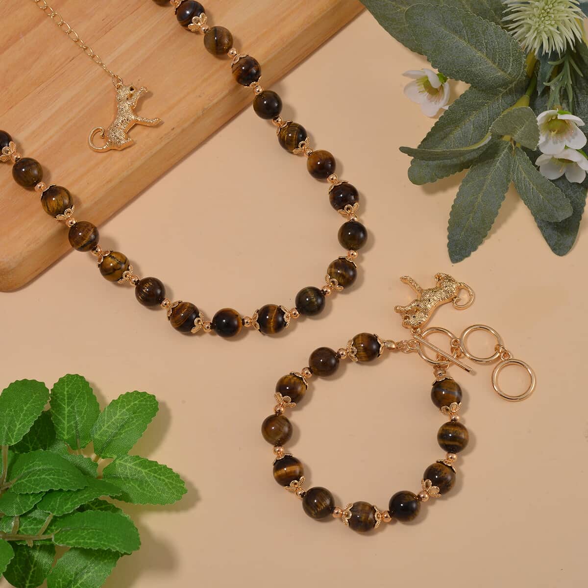 Yellow Tiger's Eye 320.00 ctw Beaded Bracelet (6.50-8.00In) and Necklace 18-20 Inches in with Leopard Charm Goldtone image number 1