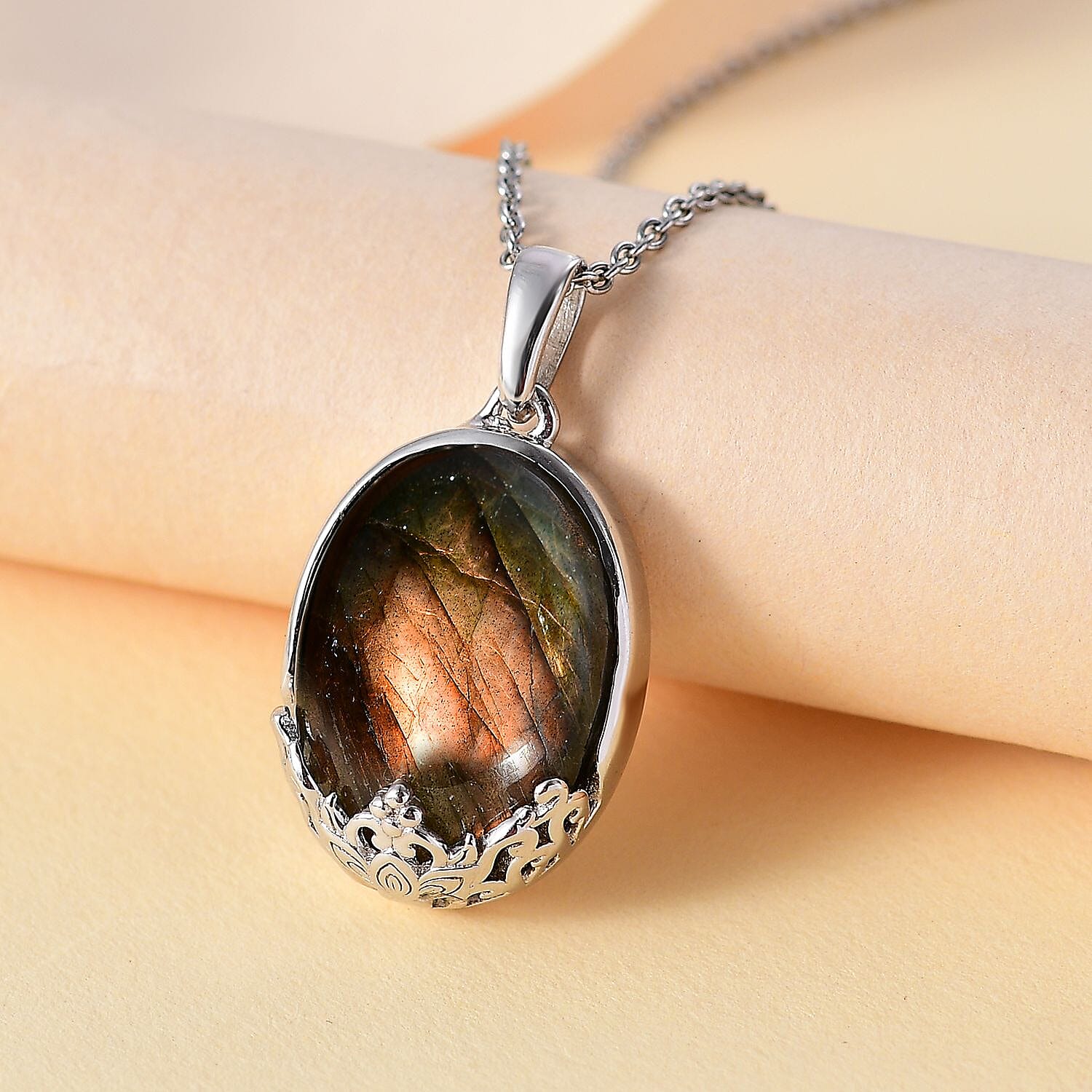 Karis Malagasy Labradorite 20.25 ctw Pendant in Platinum Bond with Stainless Steel Necklace 20 Inches