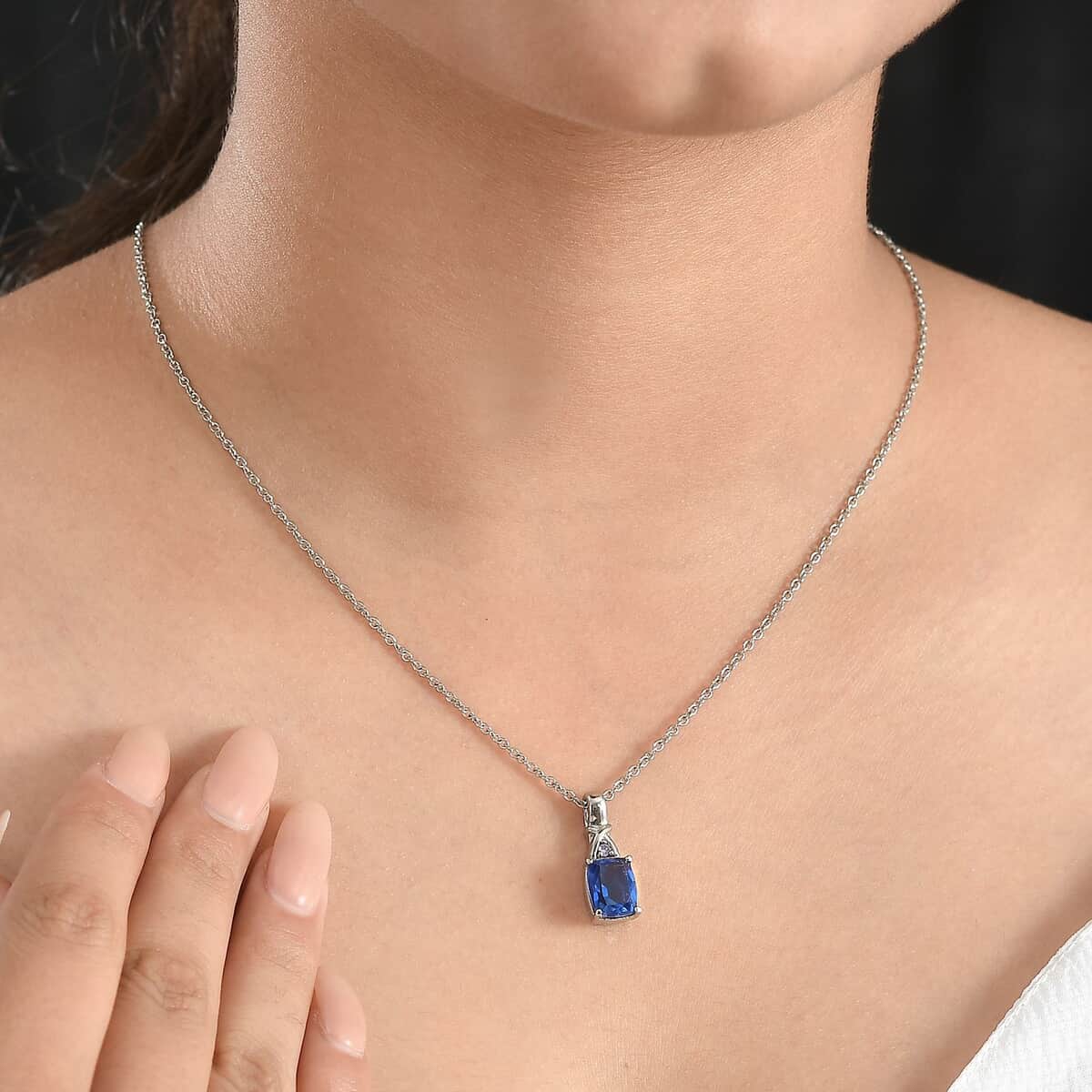 Ceylon Color Quartz (Triplet) and Simulated Tanzanite Diamond 2.60 ctw Pendant Necklace in Stainless Steel 20 Inches image number 2