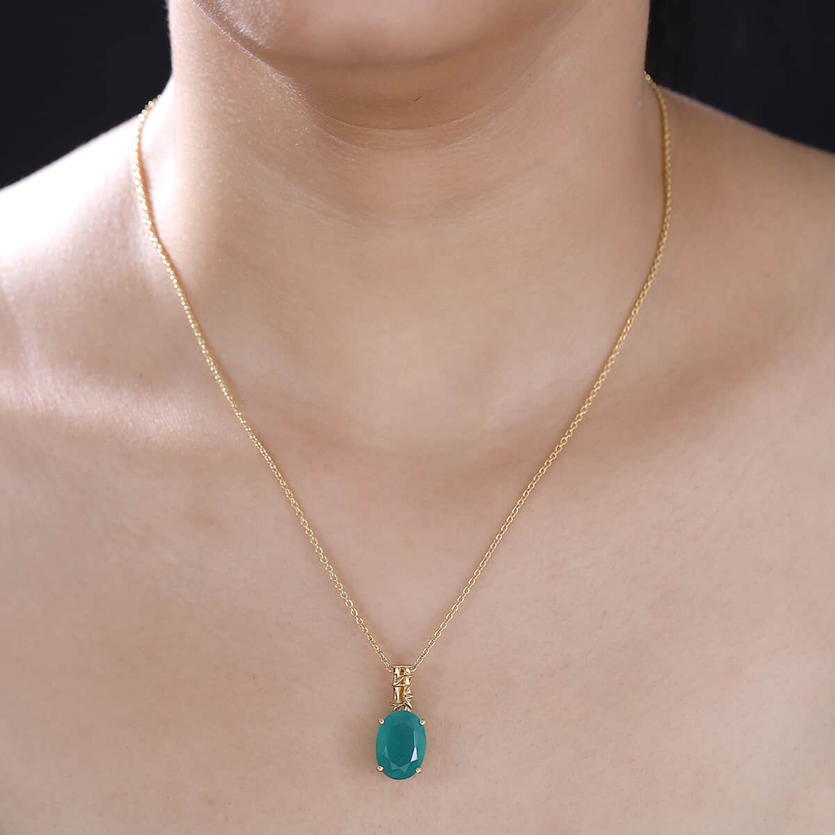 Verde Onyx 5.65 ctw Bamboo Pendant Necklace 20 Inches in 18K Vermeil Yellow Gold Over Sterling Silver image number 2