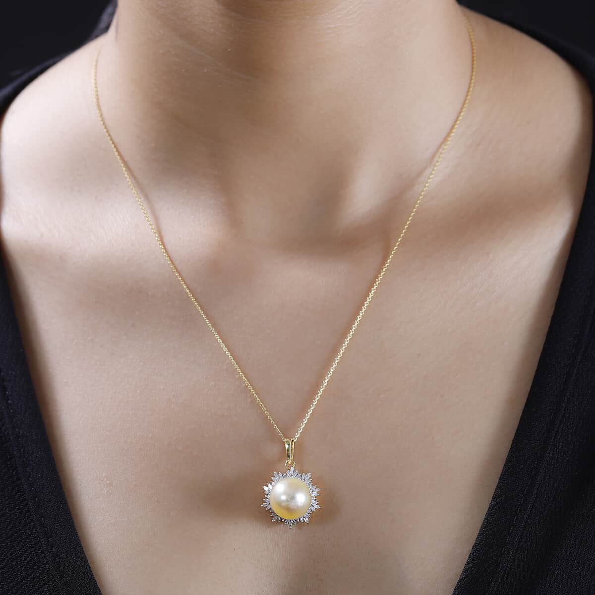 South Sea Golden Pearl 11-12mm and Diamond 0.30 ctw Sunburst Pendant Necklace in 18K Vermeil Yellow Gold Over Sterling Silver 20 Inches image number 2