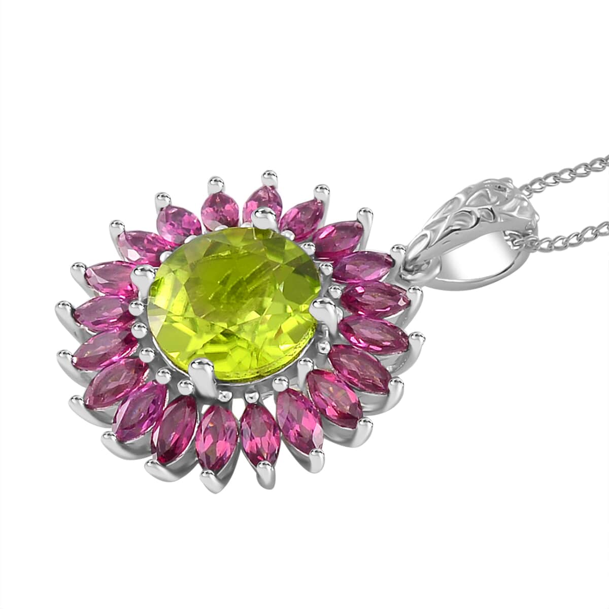 Hebei Peridot and Orissa Rhodolite Garnet 5.25 ctw Scarlet Star Pendant Necklace in Rhodium Over Sterling Silver 18 Inches image number 3