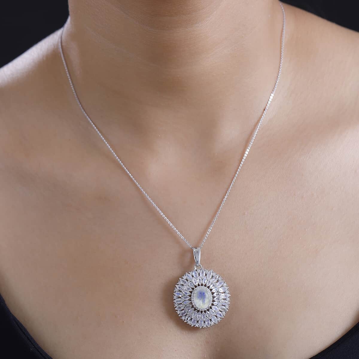 Premium Moon Glow Moonstone and Moissanite Moonlight Fountain Pendant Necklace 7.85 ctw in Rhodium Over Sterling Silver 20 Inches image number 3