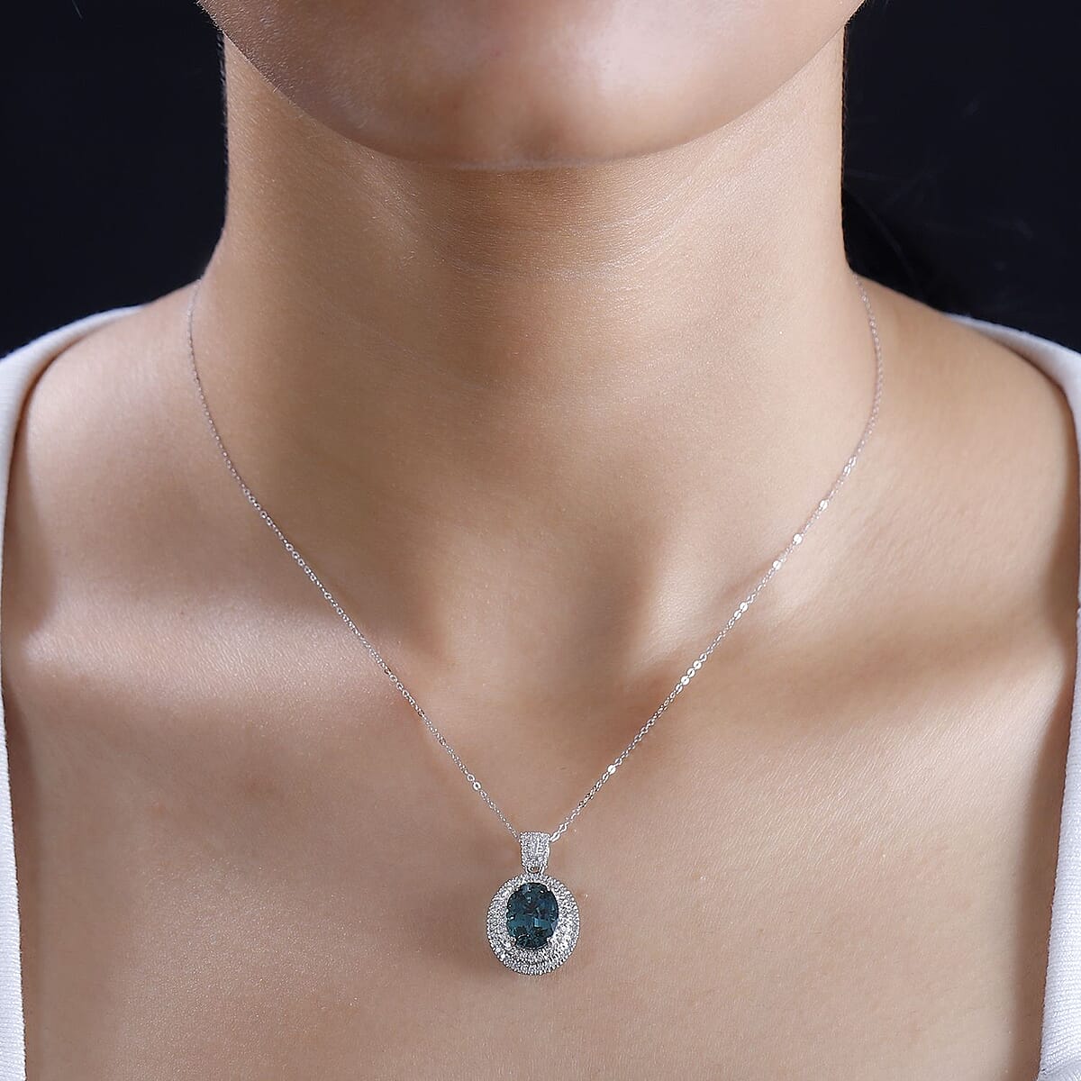 Certified & Appraised Rhapsody AAAA Lagoon Tourmaline and E-F VS Diamond 4.09 ctw Pendant Necklace in 950 Platinum 18 Inches image number 2