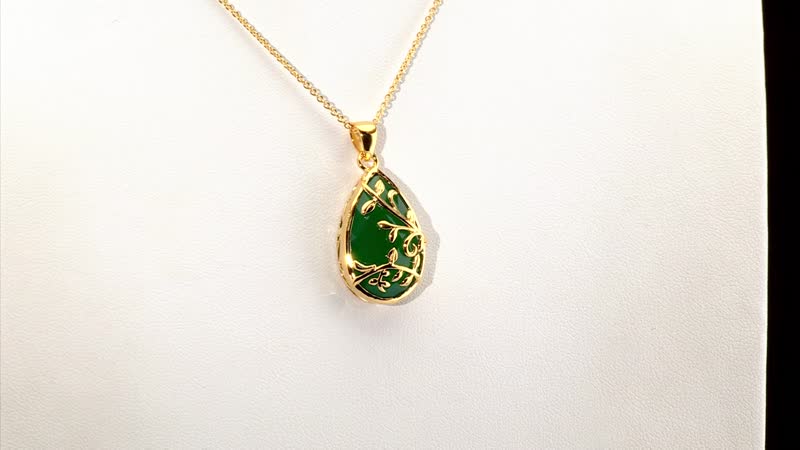 Verde Onyx 14.00 ctw Leafy Oasis Pendant Necklace 20 Inches in 18K Vermeil Yellow Gold Over Sterling Silver