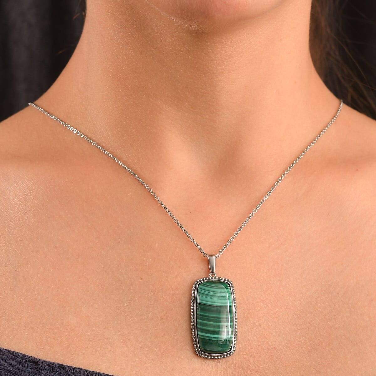 African Malachite 40.90 ctw Pendant Necklace in Stainless Steel 20 Inches image number 2