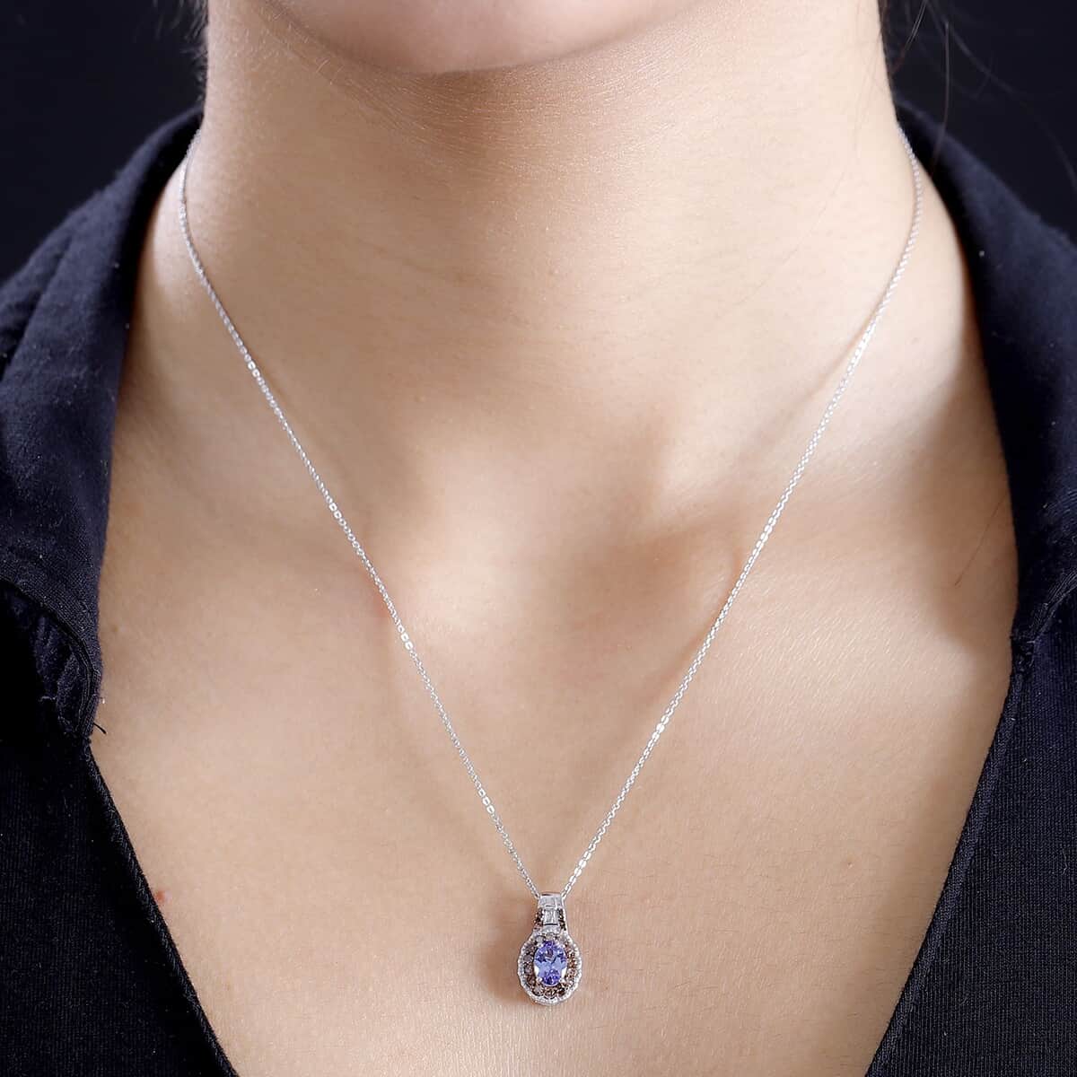 TLV Tanzanite, Natural Champagne and White Diamond (0.25 cts) Pendant Necklace (20 Inches) in Rhodium Over Sterling Silver 1.00 ctw image number 2