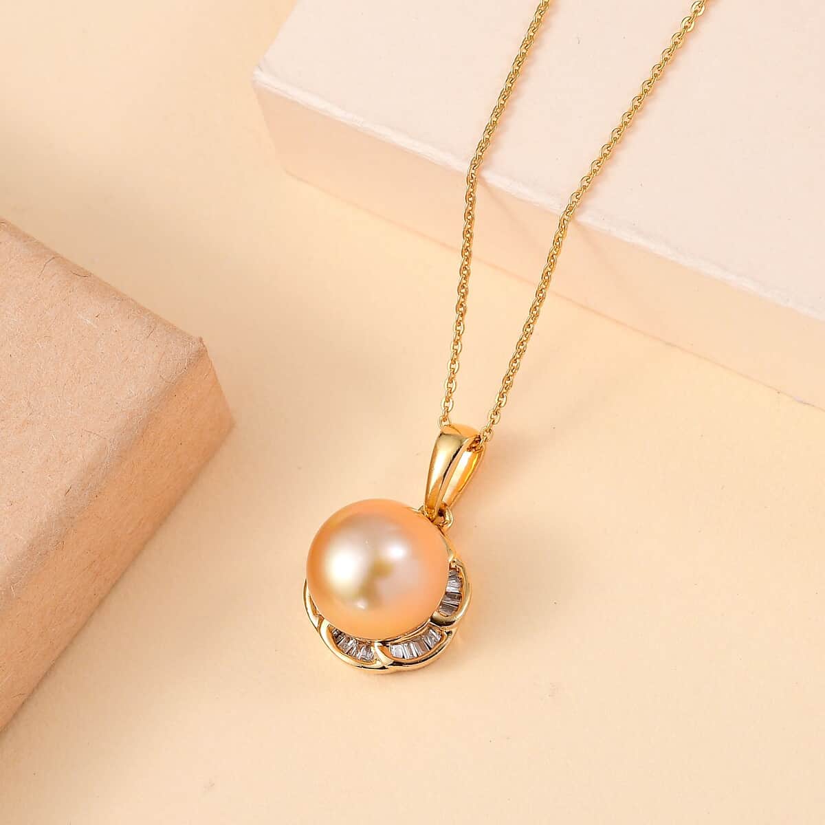 South Sea Golden Cultured Pearl and Diamond 0.20 ctw Flower Pendant Necklace in 18K Vermeil Yellow Gold Over Sterling Silver 20 Inches image number 1