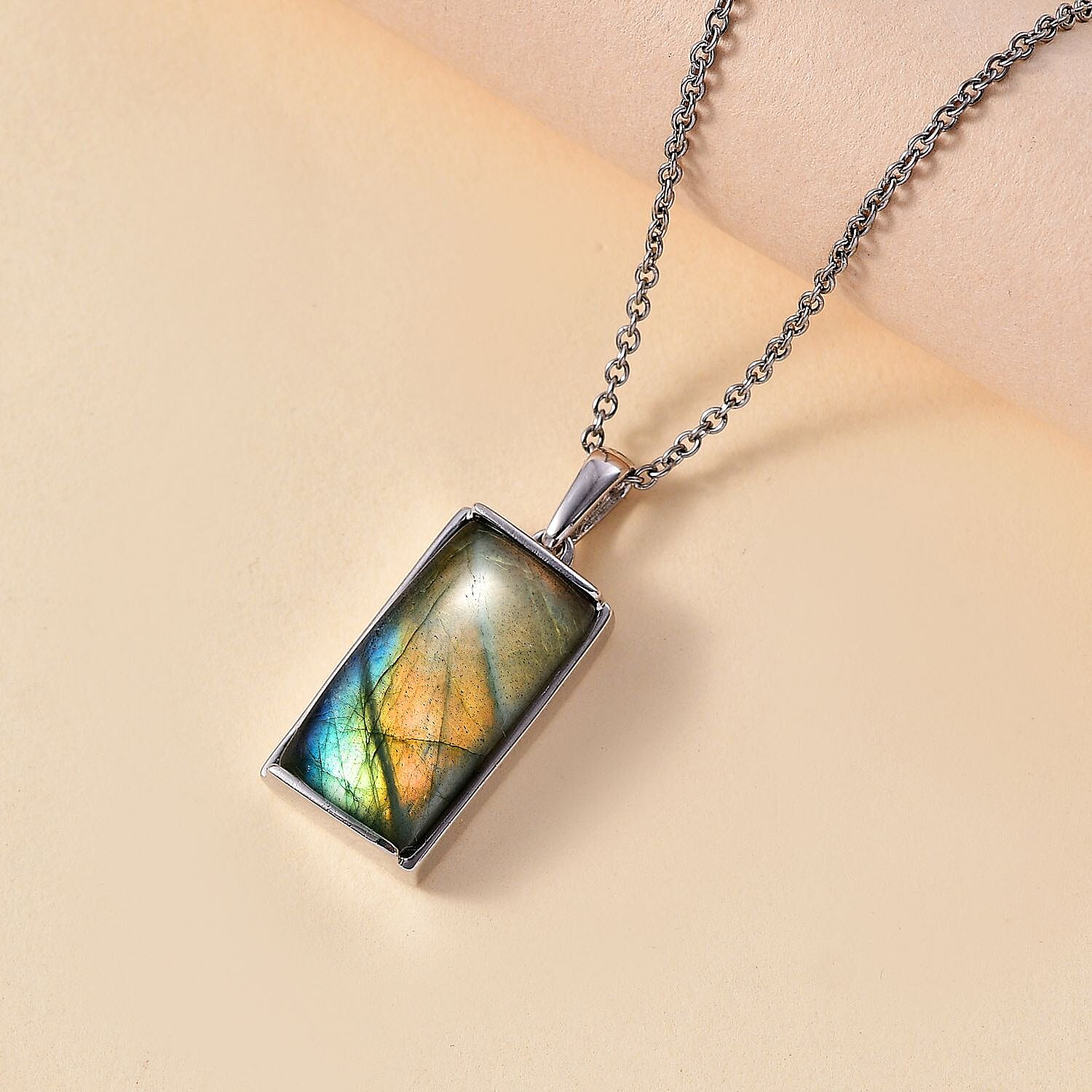 Malagasy Labradorite - Product card gallery slide 2 (10145644675355)