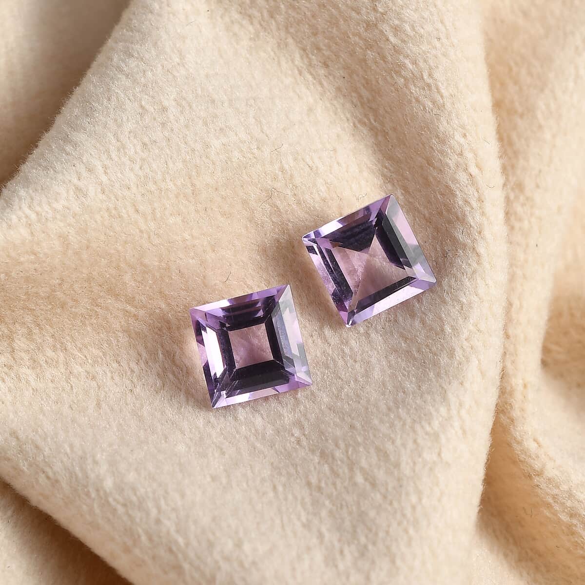 Rose De France Amethyst Set of 2 (Sqr 7 mm) 2.92 ctw Loose Gemstone image number 1