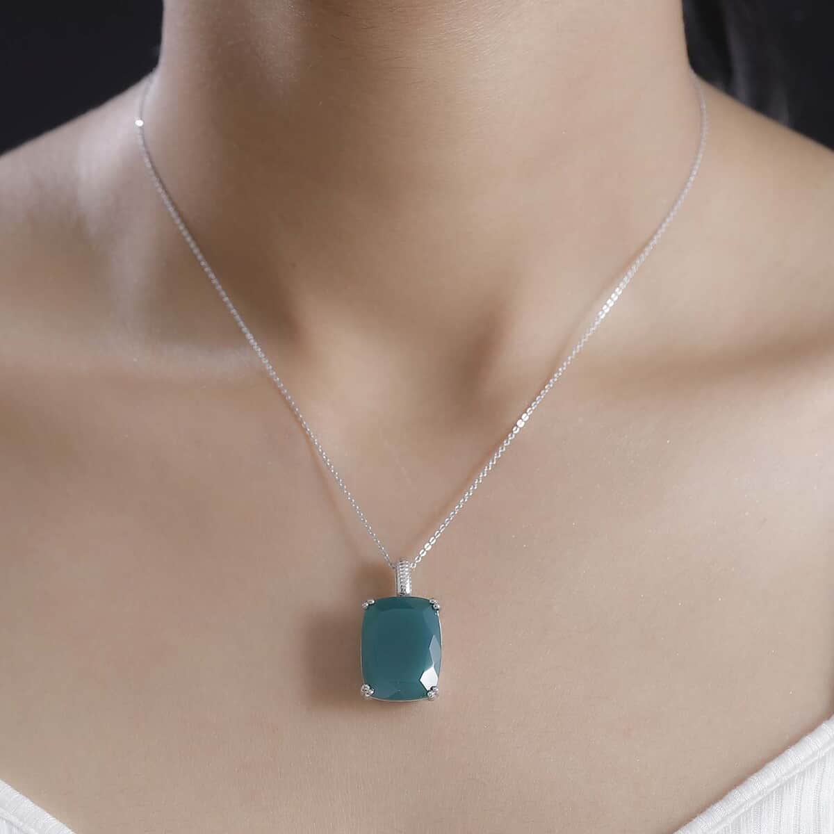 Green Onyx 15.00 ctw Eclipse Pendant Necklace in Rhodium Over Sterling Silver 20 Inches image number 2