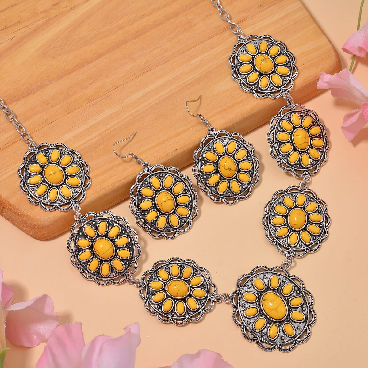 Constituted Yellow Howlite 225.00 ctw Earrings and Necklace in Black Oxidized Silvertone and Stainless Steel 20-22 Inches image number 1