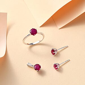 Niassa Ruby (FF) 4.25 ctw Solitaire Ring (Size 10.0), Stud Earrings and Pendant in Sterling Silver