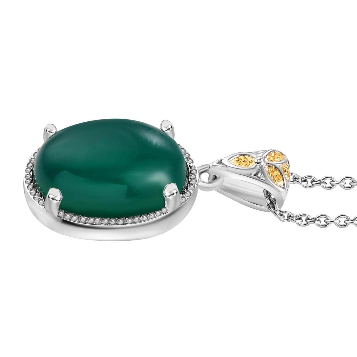 Green Onyx 10.00 ctw Pendant in 14K YG and Platinum Over Copper with Magnet and Stainless Steel Necklace 20 Inches image number 3