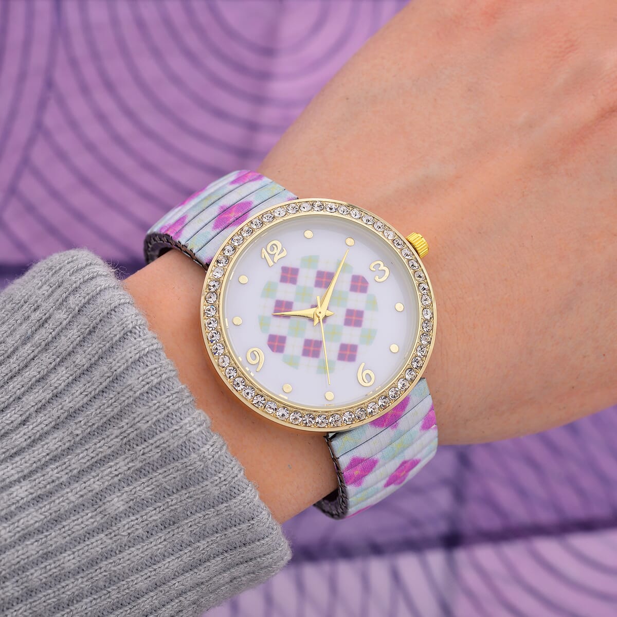 Strada Austrian Crystal Japanse Movement Square Shape Pattern Stretch Bracelet Watch with Stainless Steel Strap and Matching Scarf image number 1