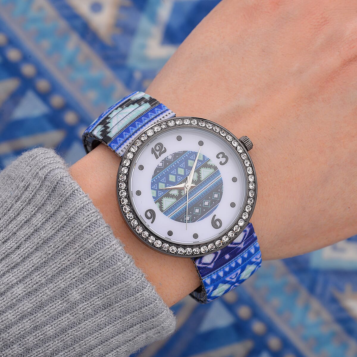 Strada Austrian Crystal Japanse Movement Blue Color Pattern Stretch Bracelet Watch with Stainless Steel Strap and Matching Scarf image number 1