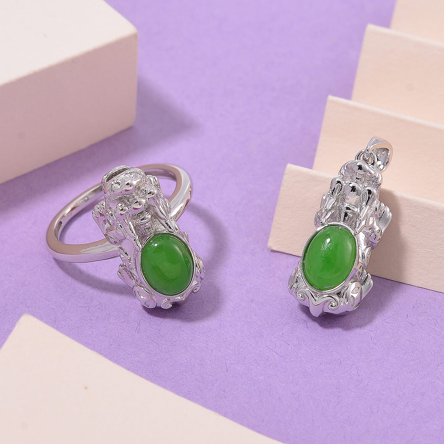 Green Jade / 5 - Product card gallery slide 2 (9432465801471)