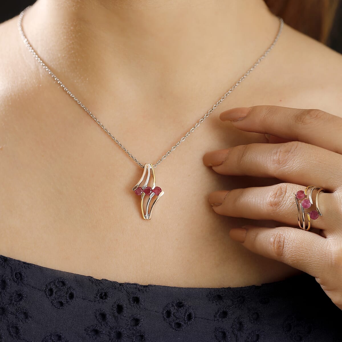 Niassa Ruby (FF) 2.40 ctw 3 Stone Ring (Size 9.00) and Pendant in Vermeil YRG & Rhodium Over Sterling Silver with Stainless Steel Chain 20 Inches image number 2
