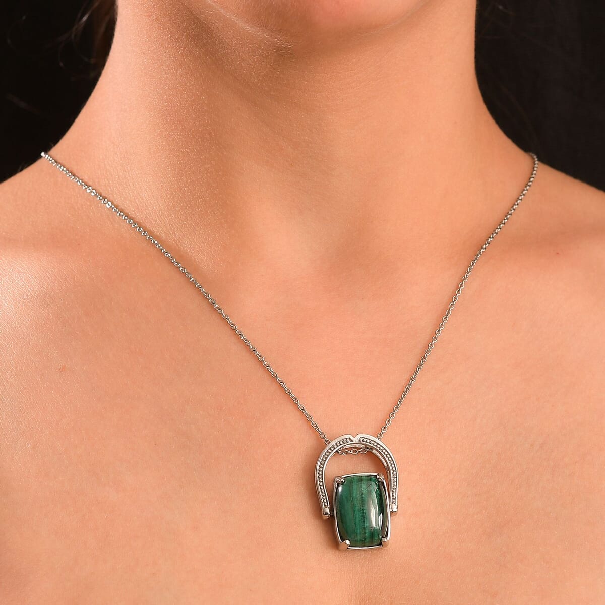 African Malachite 18.50 ctw Convertible Ring (Size 7.0) or Pendant Necklace 20 Inches in Stainless Steel image number 2