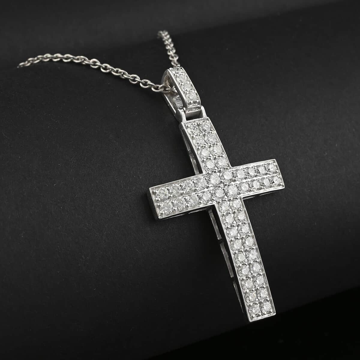 Luxuriant Lab Grown Diamond G SI 1.65 ctw Cross Pendant Necklace in Sterling Silver 16-18 Inches image number 1