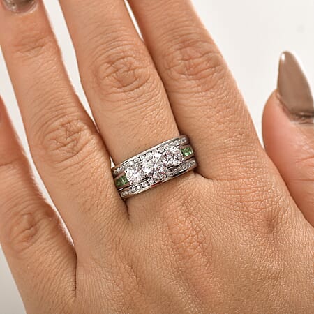 Moissanite & Tsavorite Garnet / 5 - Product card gallery slide 3 (10176637763897)