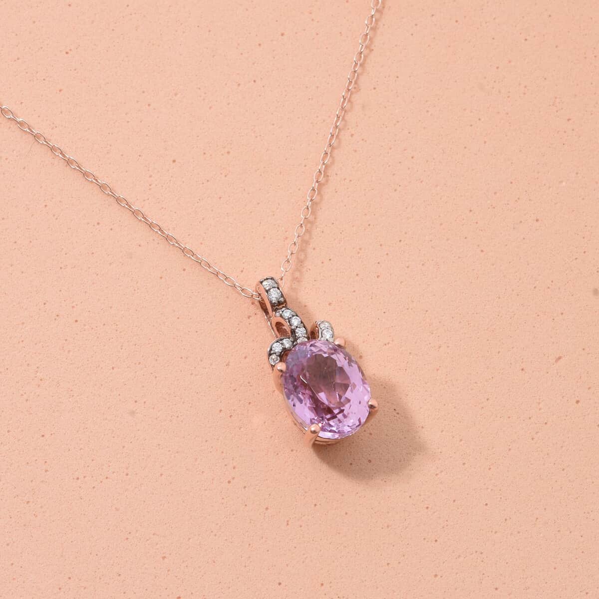 Patroke Kunzite and Moissanite 3.60 ctw Love Knot Pendant Necklace in Vermeil Rose Gold Over Sterling Silver 20 Inches image number 1