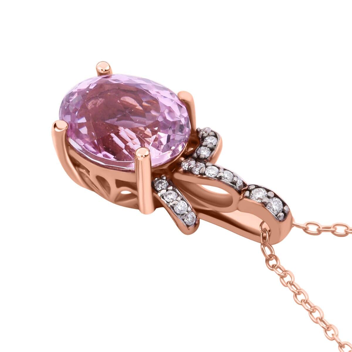 Patroke Kunzite and Moissanite 3.60 ctw Love Knot Pendant Necklace in Vermeil Rose Gold Over Sterling Silver 20 Inches image number 3