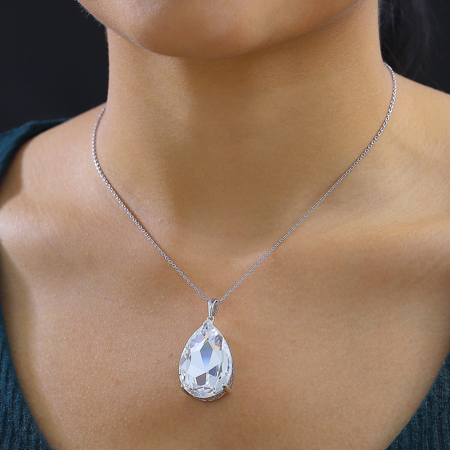 Crystal - Product card gallery slide 3 (9432485724415)