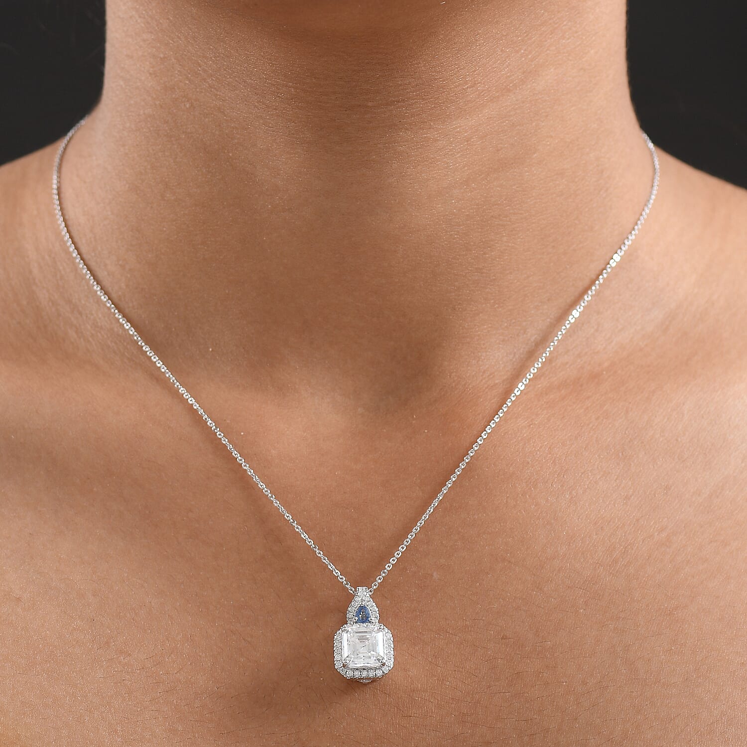 Moissanite & Ceylon Blue Sapphire - Product card gallery slide 3 (10145815265563)