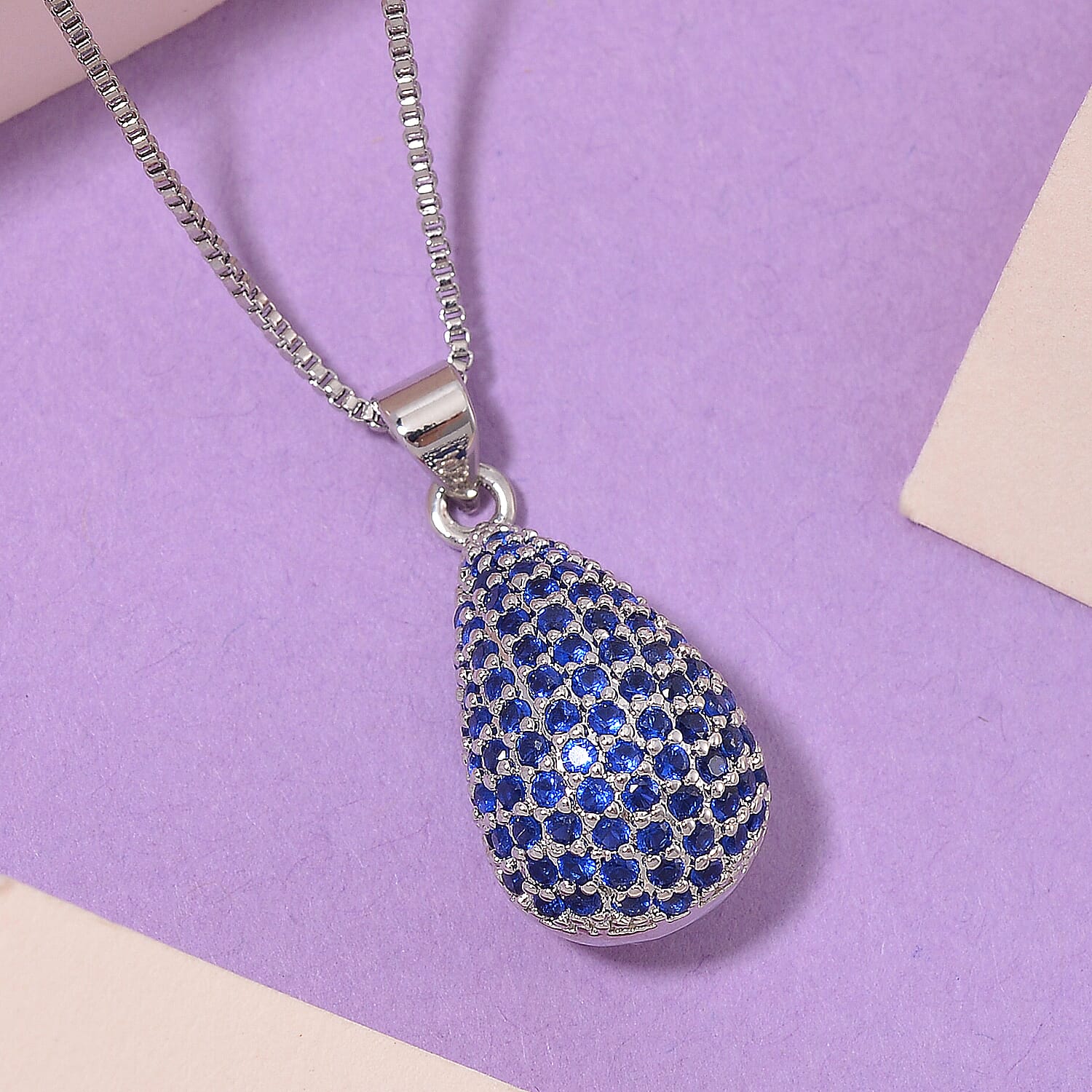 Simulated Blue Diamond - Product card gallery slide 2 (9432503353599)