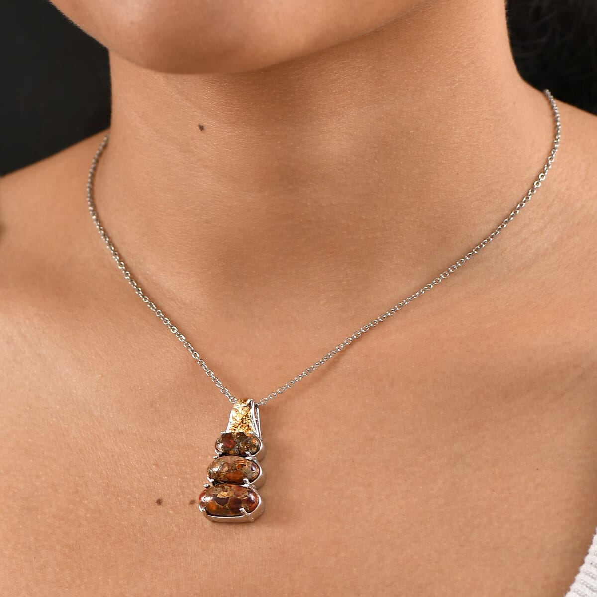 Matrix Fire Opal 8.00 tw Pendant in 14K YG and Platinum Over Copper with Magnet Stainless Steel Necklace 20 Inches  image number 2