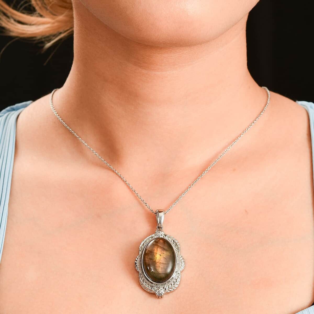 Madagascar Fire Labradorite 28.75 ctw Feather Pendant Necklace in Stainless Steel 20 Inches image number 2