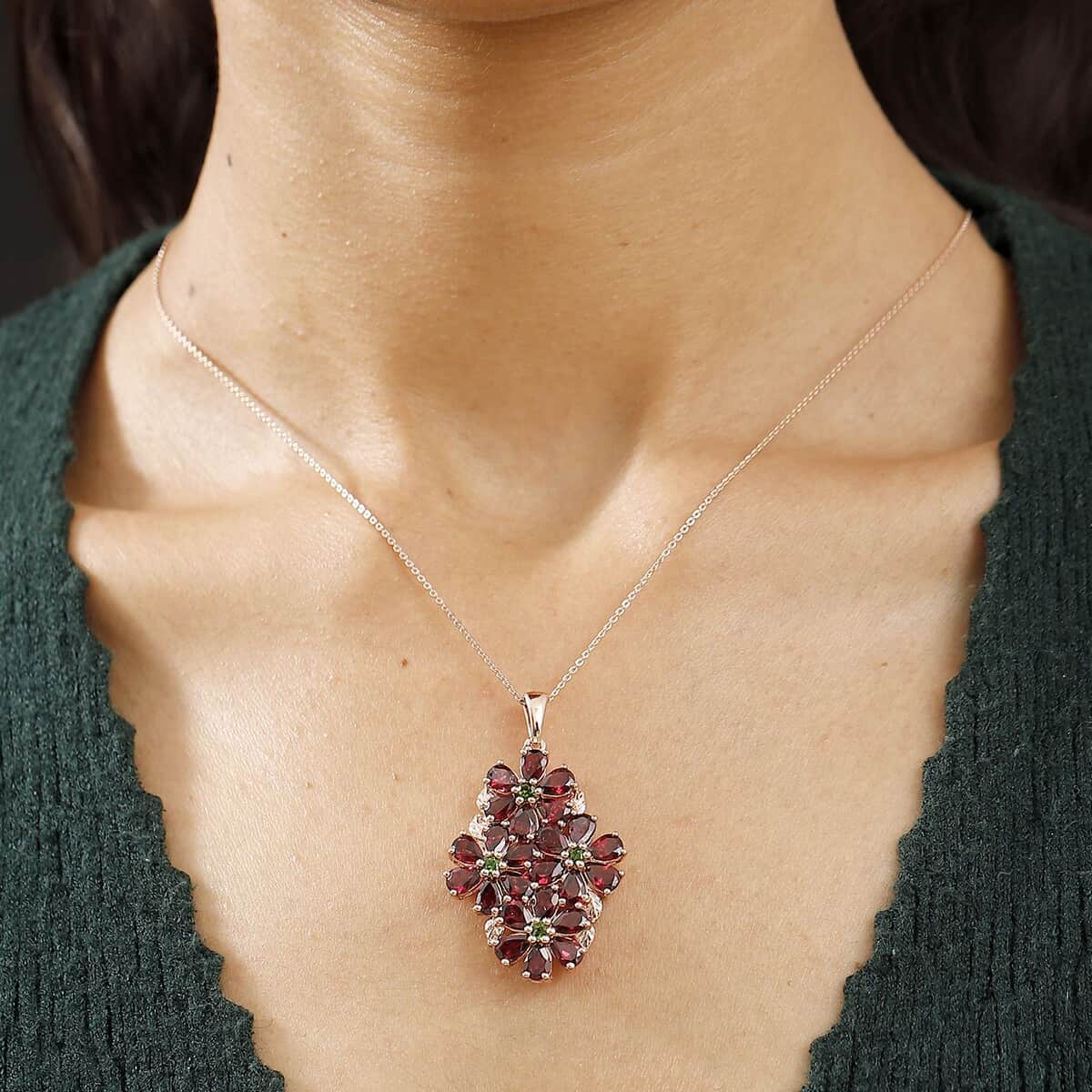 Premium Orissa Rhodolite Garnet and Chrome Diopside 11.75 ctw Bunch of Flower Pendant Necklace in 18K Vermeil Rose Gold Over Sterling Silver 20 Inches image number 2