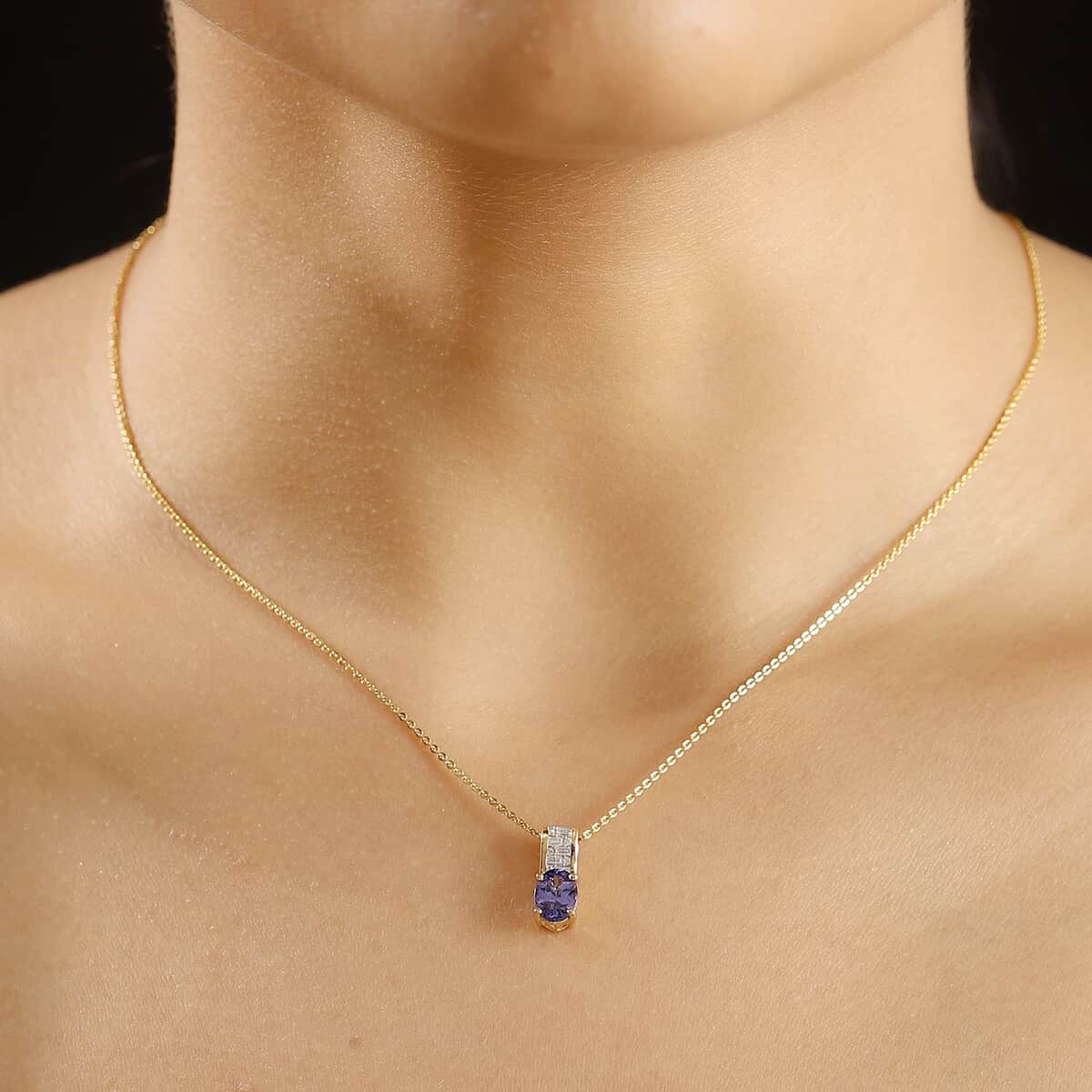 AAA Tanzanite and Moissanite 1.25 ctw Majestic Radiance Pendant Necklace in 18K Vermeil Yellow Gold Over Sterling Silver 20 Inches image number 2