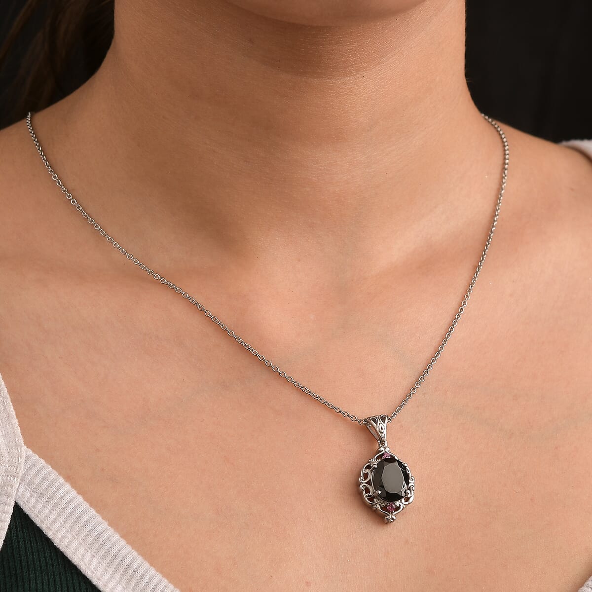 Elite Shungite and Orissa Rhodolite Garnet 2.65 ctw Pendant Necklace in Stainless Steel 20 Inches image number 2