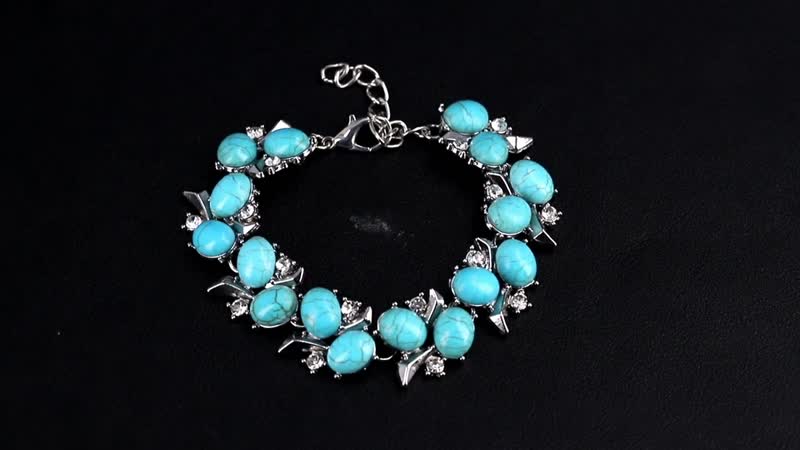 TLV Blue Howlite, White Crystal Bracelet (6.50In) and Earrings in Silvertone 90.00 ctw