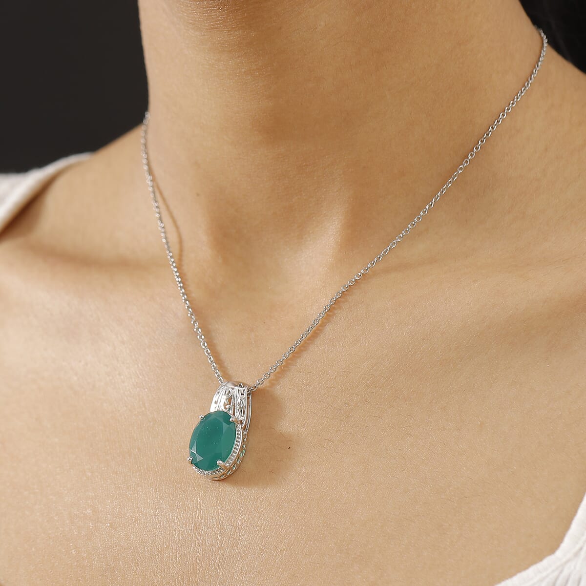 Karis Green Onyx 7.70 ctw Pendant in Platinum Bond with Stainless Steel Necklace 20 Inches image number 2