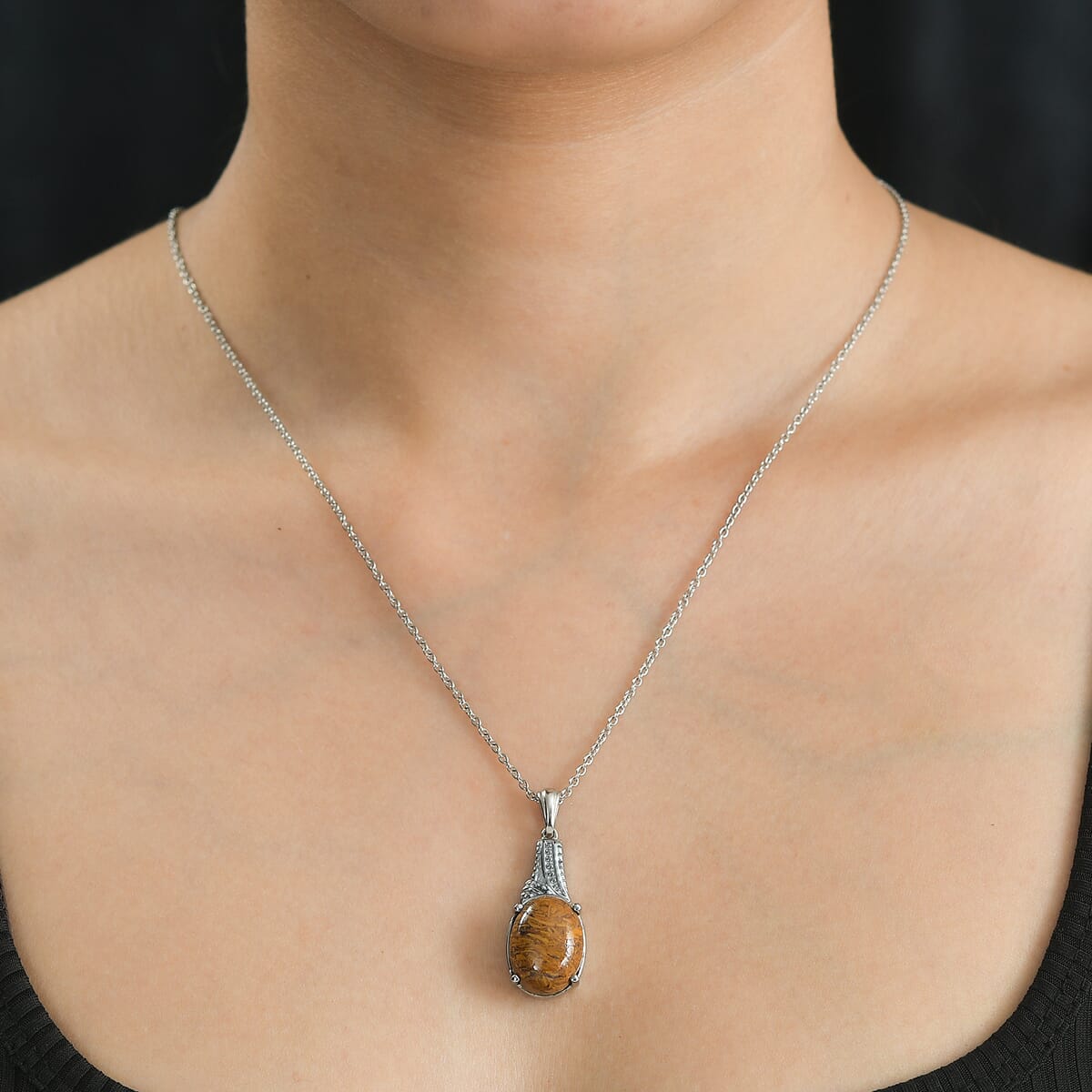 Script Stone 9.10 ctw Pendant Necklace in Stainless Steel 20 Inches image number 2