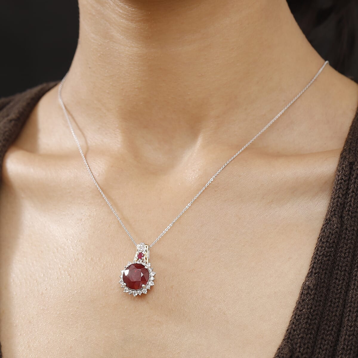 AAA Niassa Ruby (FF) and White Zircon 11.35 ctw Elegant Vintage Pendant Necklace (20 Inches) in 18K Vermeil YG and Rhodium Over Sterling Silver image number 2