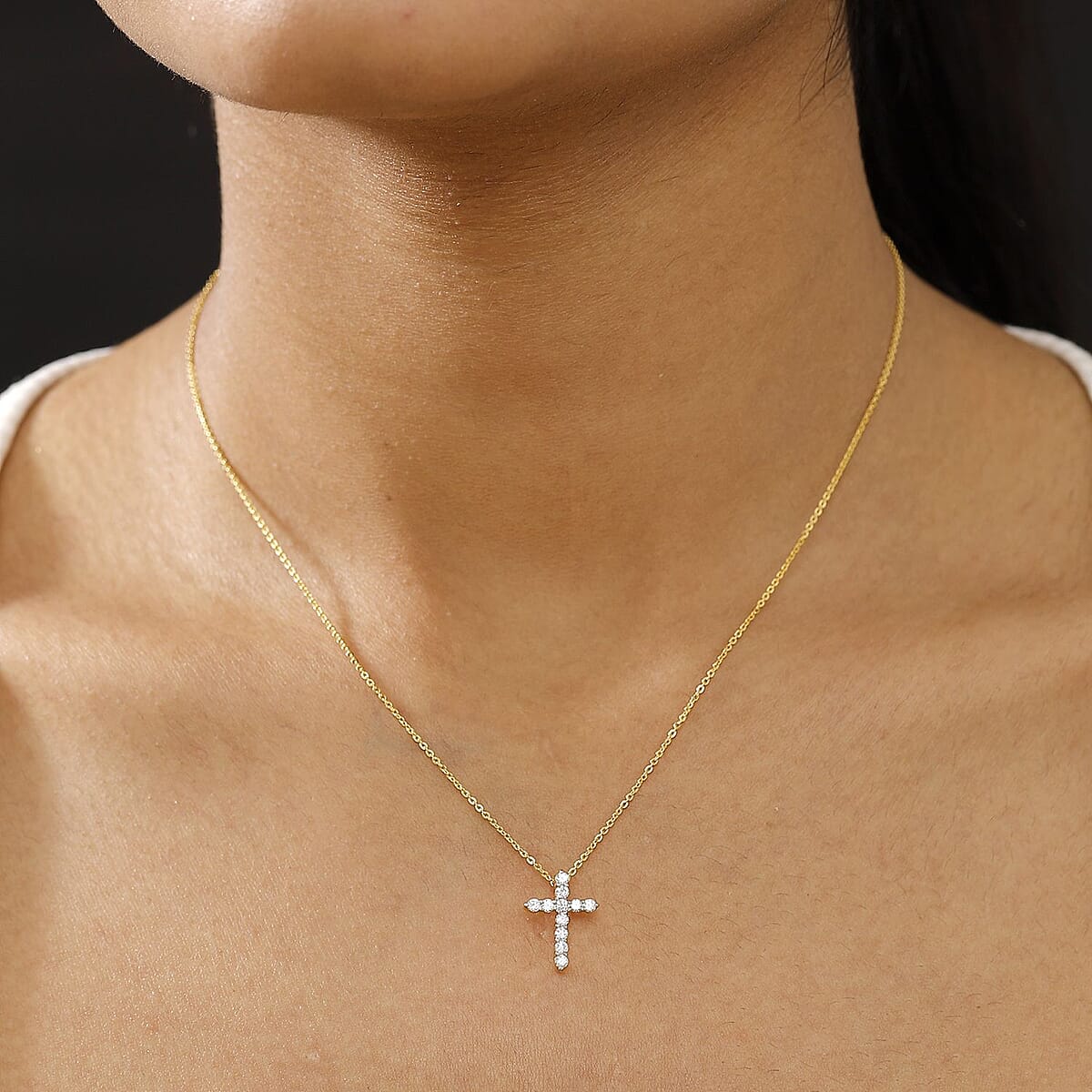 Luxuriant Lab Grown Diamond G-H SI 0.35 ctw Cross Pendant Necklace in 18K Vermeil Yellow Gold Over Sterling Silver 20 Inches image number 2