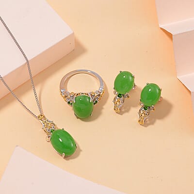 D'Joy Green Jade (D) and Chrome Diopside 26.25 ctw Regal Garden Bloom Ring (Size 8.0), Earrings and Pendant Necklace (18 Inches) in 18K Vermeil YG and Rhodium Over Sterling Silver