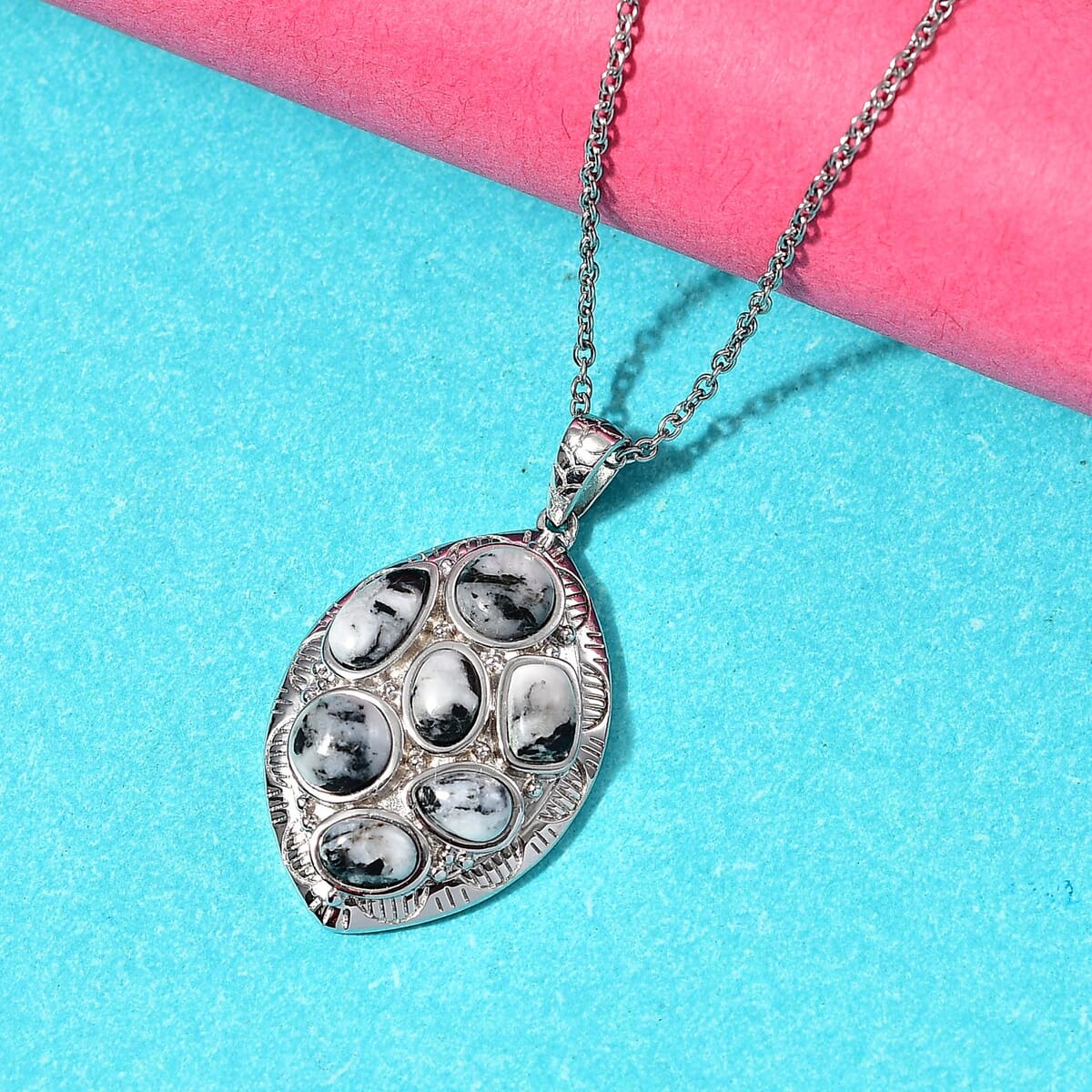 Karis White Buffalo 4.75 ctw Southwest Pendant in Platinum Bond with Stainless Steel Necklace 20 Inches image number 1