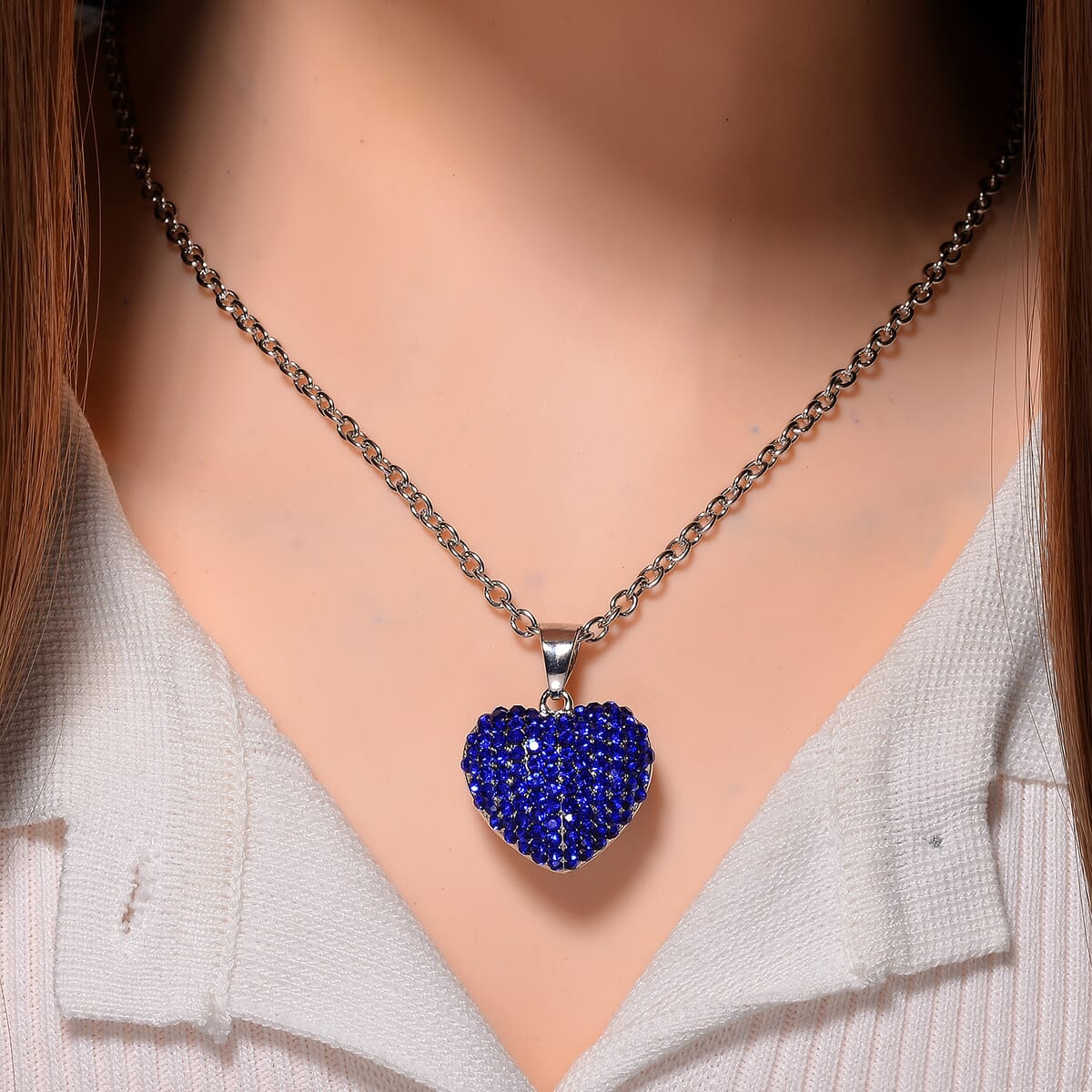 Blue Austrian Crystal Heart Pendant Necklace in Silvertone 24 Inches image number 1