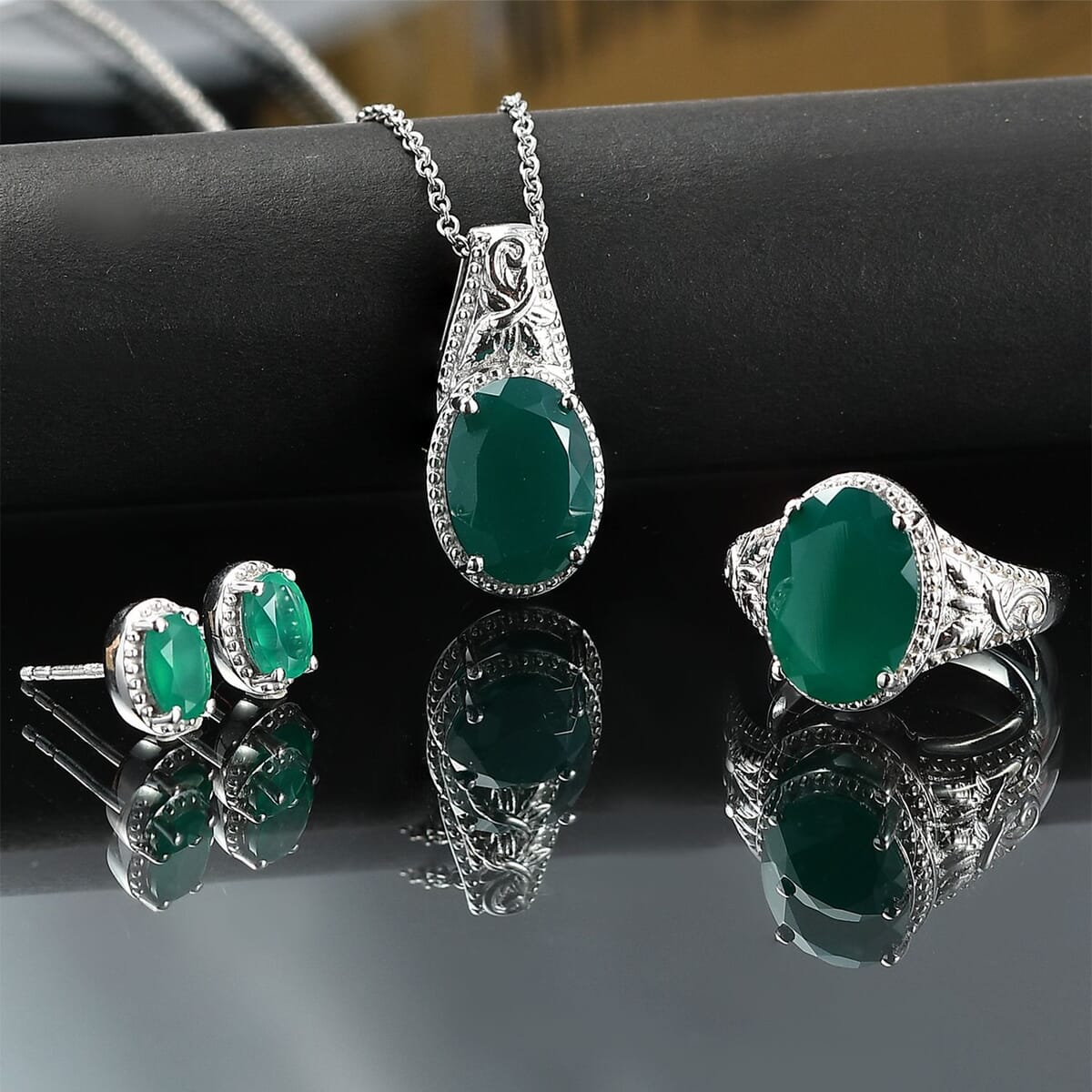 Set of 3 Karis Verde Onyx Earring, Ring (Size 10.0), Pendant in Platinum Bond with Stainless Steel Necklace (20 Inches) 12.20 ctw image number 1