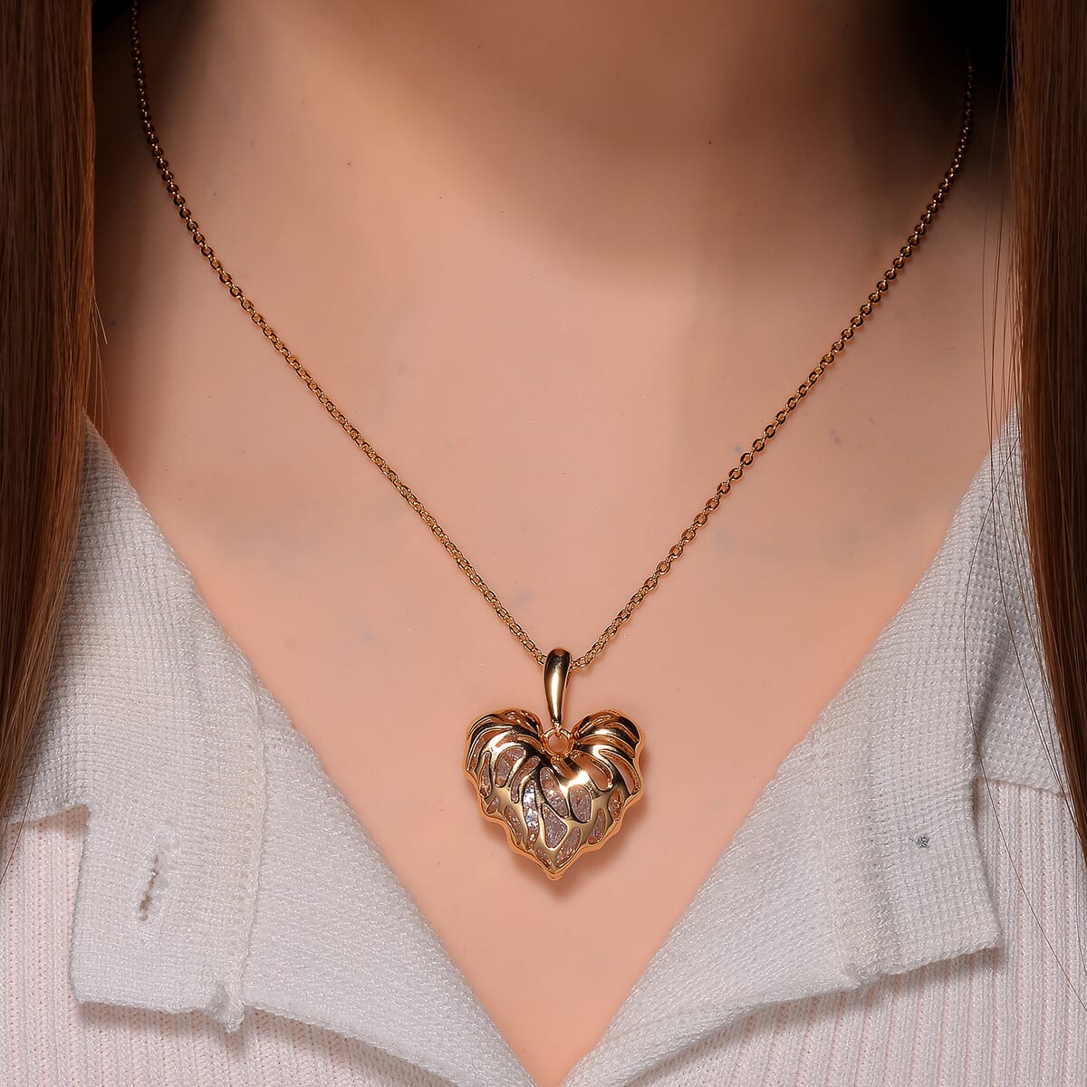 Simulated Diamond Heart Pendant Necklace in Goldtone 20-22 Inches image number 1